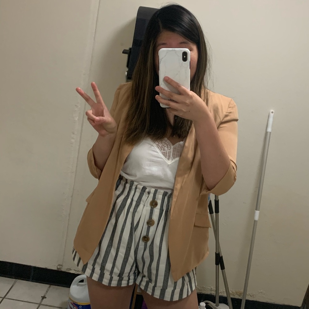 🆕 Fashion Nova: Nadine Blazer in Khaki - Picture 9 of 10